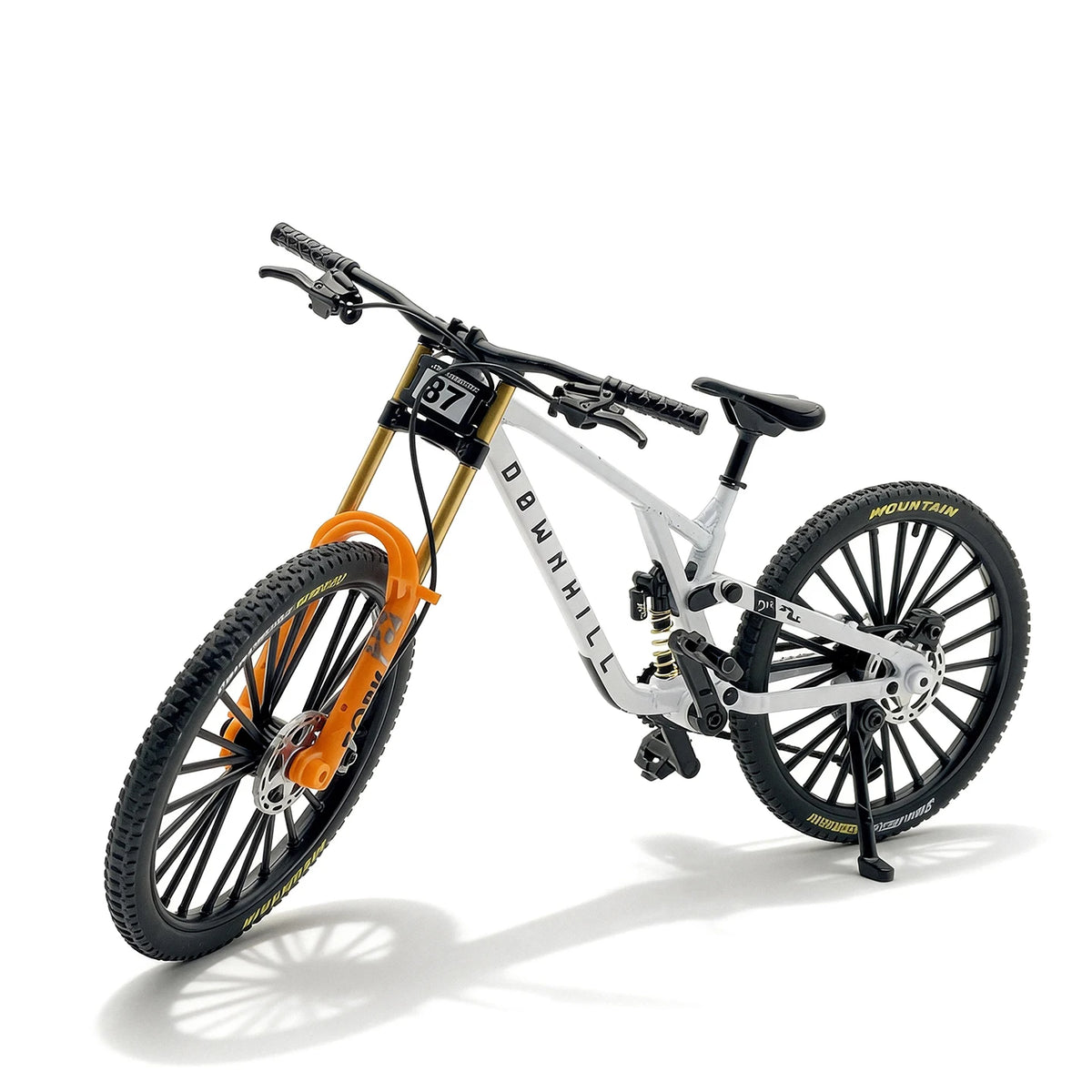 1:8 Scale Alloy Mountain Bike Miniature Model Dual Shock Absorbers Removable Desktop Decoration Gift for Bike Enthusiasts